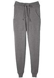 休闲裤新趋势 拖拉星品引领时尚休闲新风尚